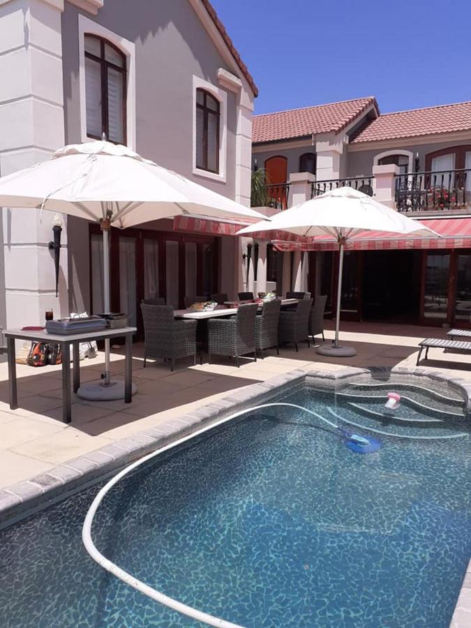 Villa Tuscana Port Elizabeth Exterior foto